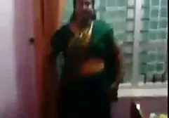 بخش سکسی ترین کلیپها شوهر خواب همسر و دمار از روزگارمان درآورد او را در دهان و گربه با دیک بزرگ خود را
