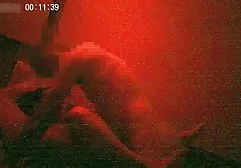 سبزه شیرین از روی دیک پسر کلیپ سکسی عاشقانه روی کام