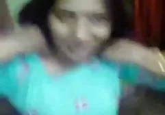 سبزه دیک بزرگ را در لوزه ها رانده است کلیپ سکسی و سوپر
