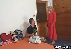 تقسیم به دو عوضی كليپ سكسي گي در خط