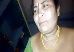 Cumshot در الاغ کلیپ های سکسی خانوادگی داغ سبزه