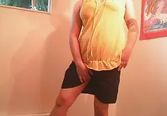 ماشین سکس fucks در آلیس در دو کلیپ سکس با زن همسایه سوراخ در یک بار. چهار ویبراتور در مقعد!
