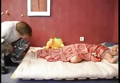 زیبایی زیبایی روسیه زیبایی دیک کلیپ سکسی ا ضخیم را در سوراخ گرفت