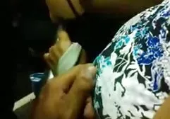 لزبین دوستش را لعنت کرد کلیپ سکسی 2018 و او را با یک بند انگشتی فریب داد